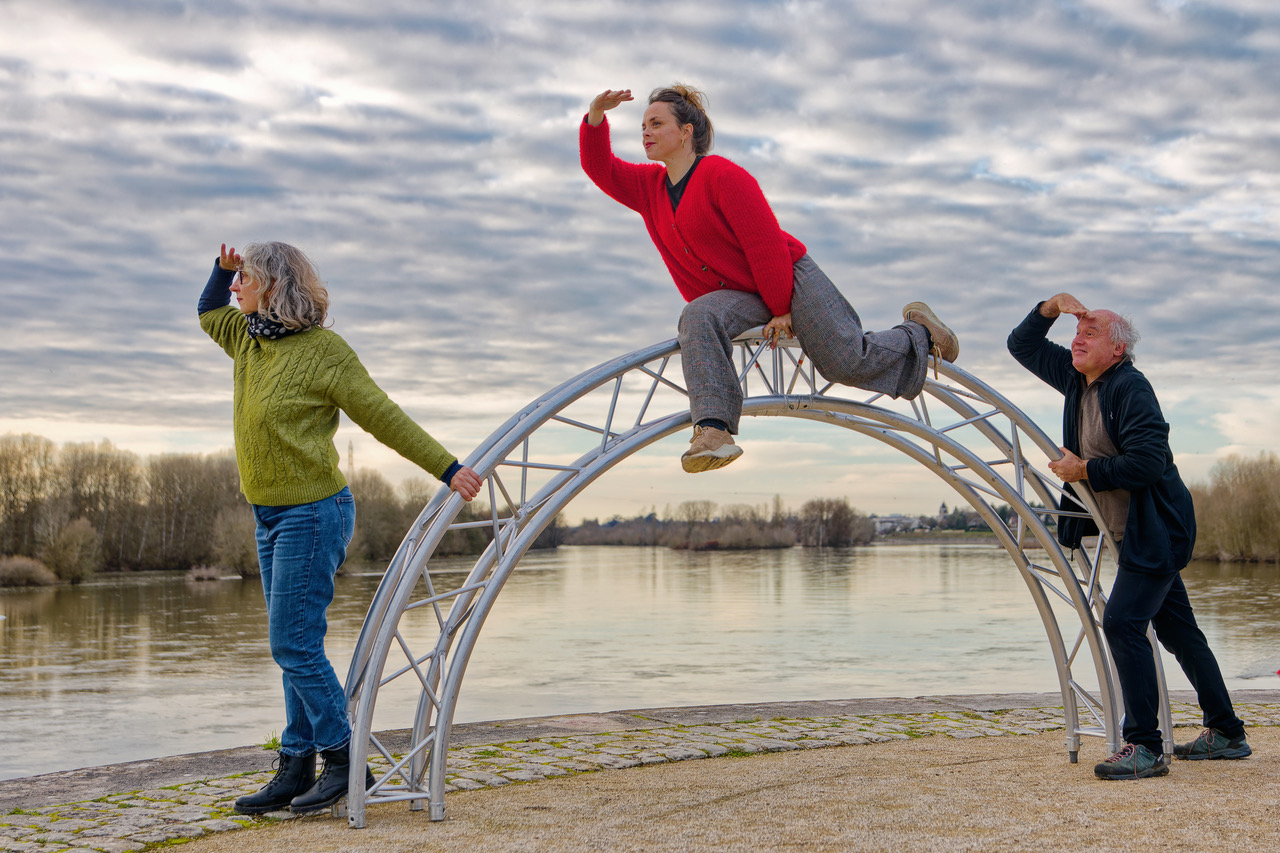 Le Fleuve Ambulant - spectacle itinérant à vélo de la Cie Wonderkaline