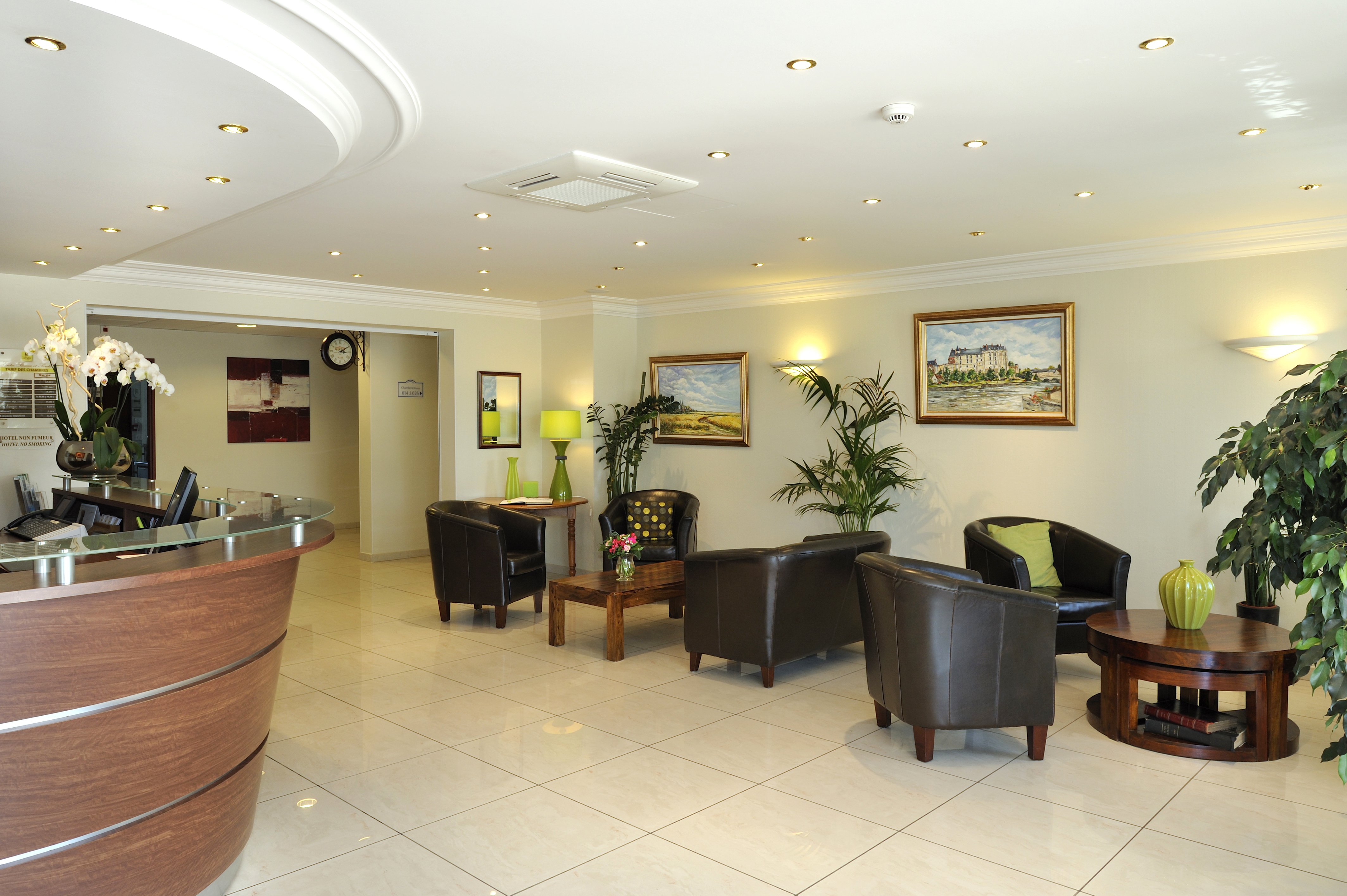 Brit Hotel Châteaudun, Donnemain-Saint-Mamès - photo 4