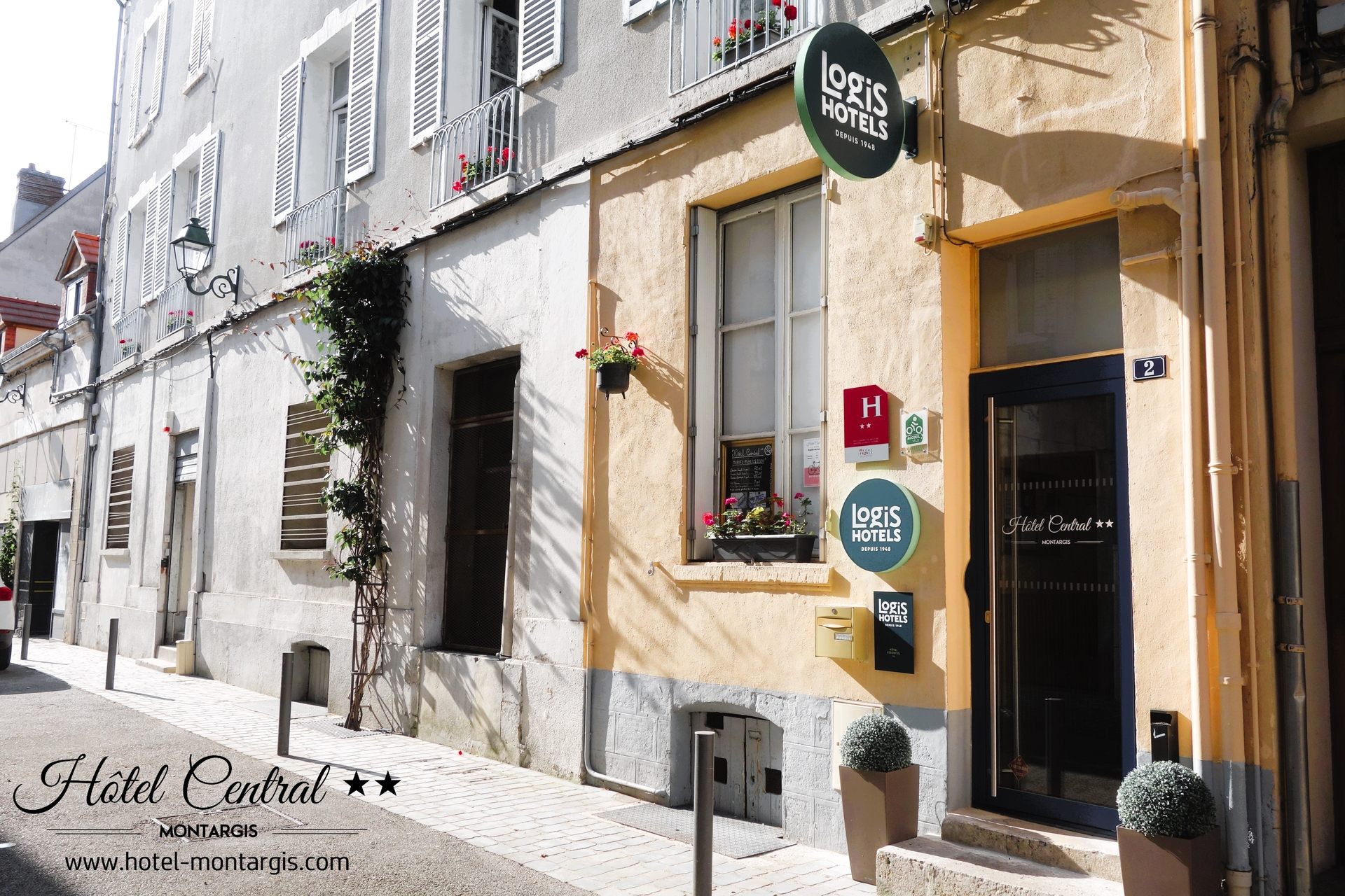 Logis Hôtel Central, Montargis - photo 16