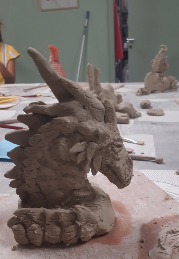 Atelier de modelage d'argile pour enfants vacances d'hiver : les animaux fantastiques