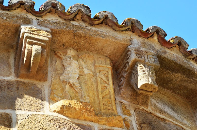 Eglise Saint-Martin, Lacs - photo 2