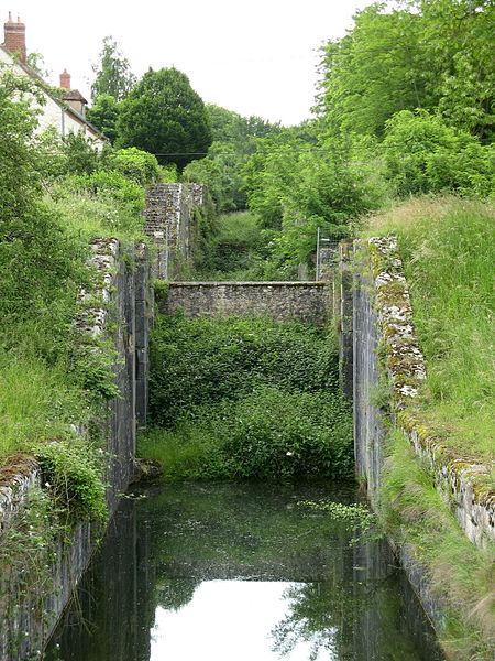 Echelle d'écluse du Moulin-Brûlé, Dammarie-sur-Loing