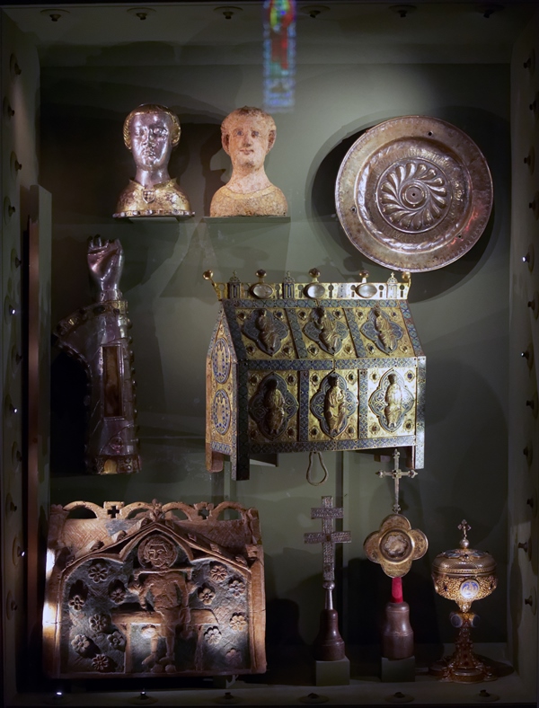 Eglise médiévale et village médiéval de Saint-Marcel, Saint-Marcel - photo 3