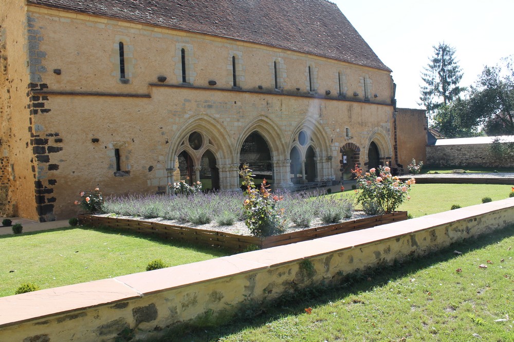 Abbaye Saint-Martin, Massay - photo 5