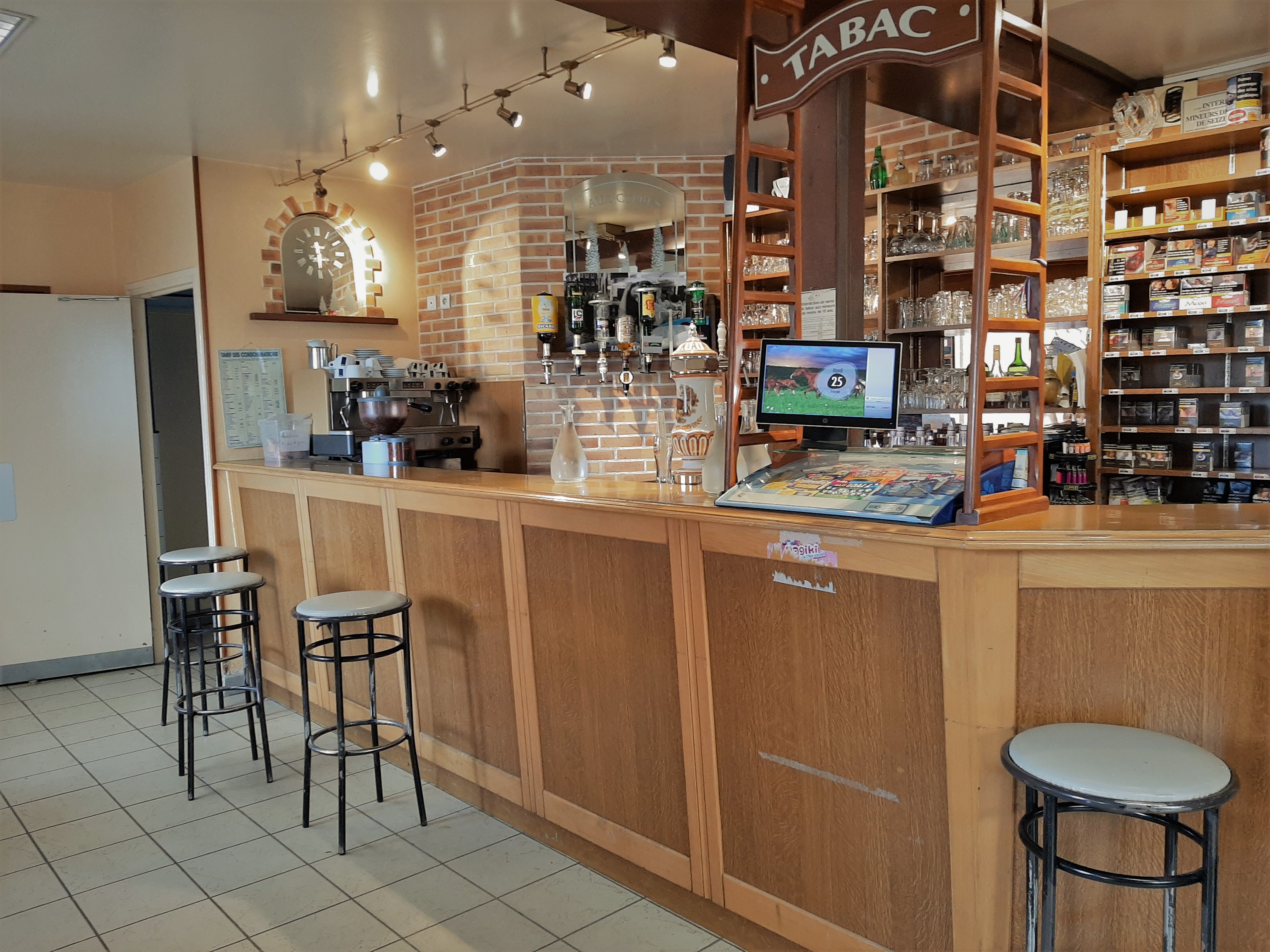 Aux Cyprès - photo 3