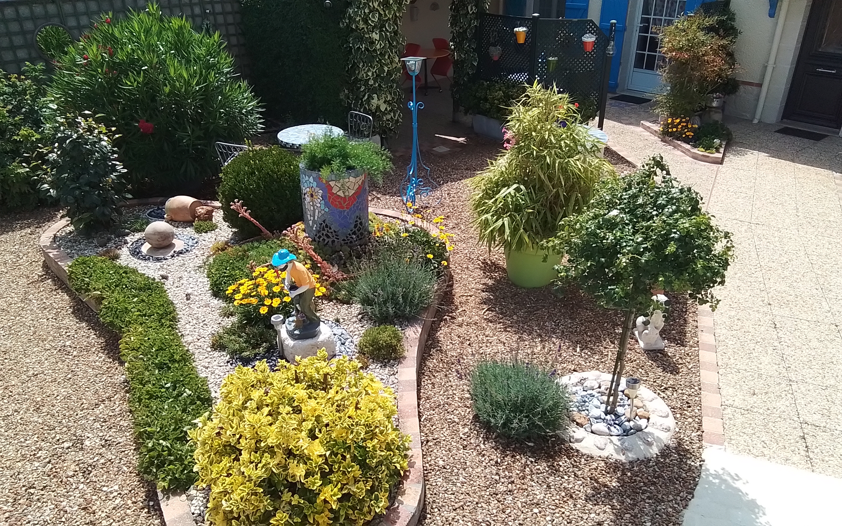 La maison bleue, Thésée - photo 3