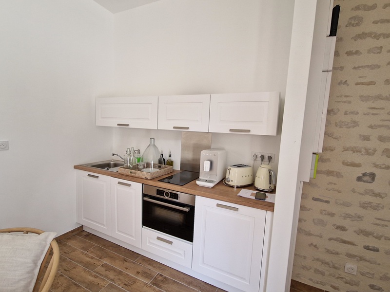 L'Orée des Lys : L'Élégante, Fay-aux-Loges