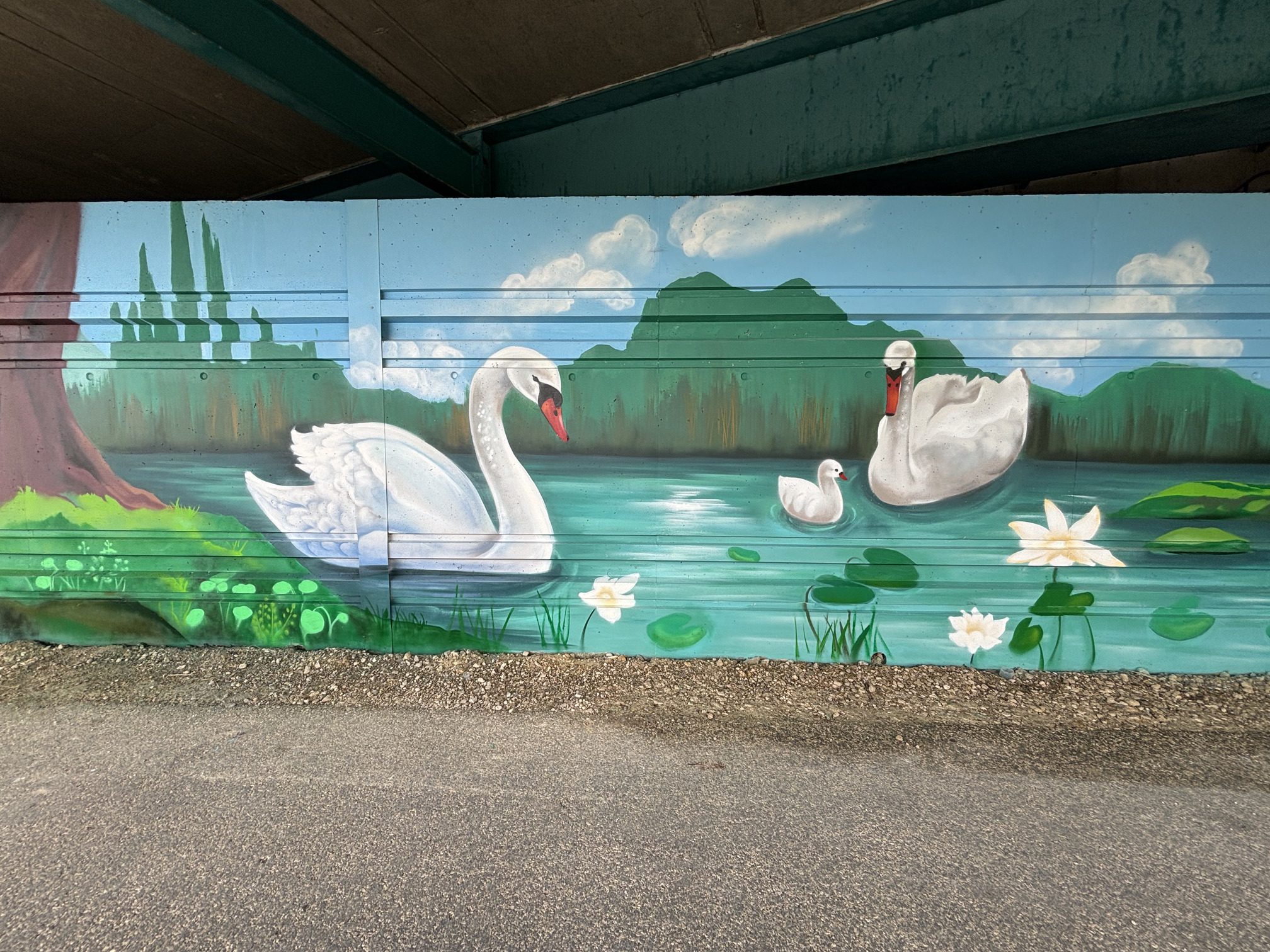 Fresque d'Anna Conda sur le Canal d'Orléans, Saint-Maurice-sur-Fessard