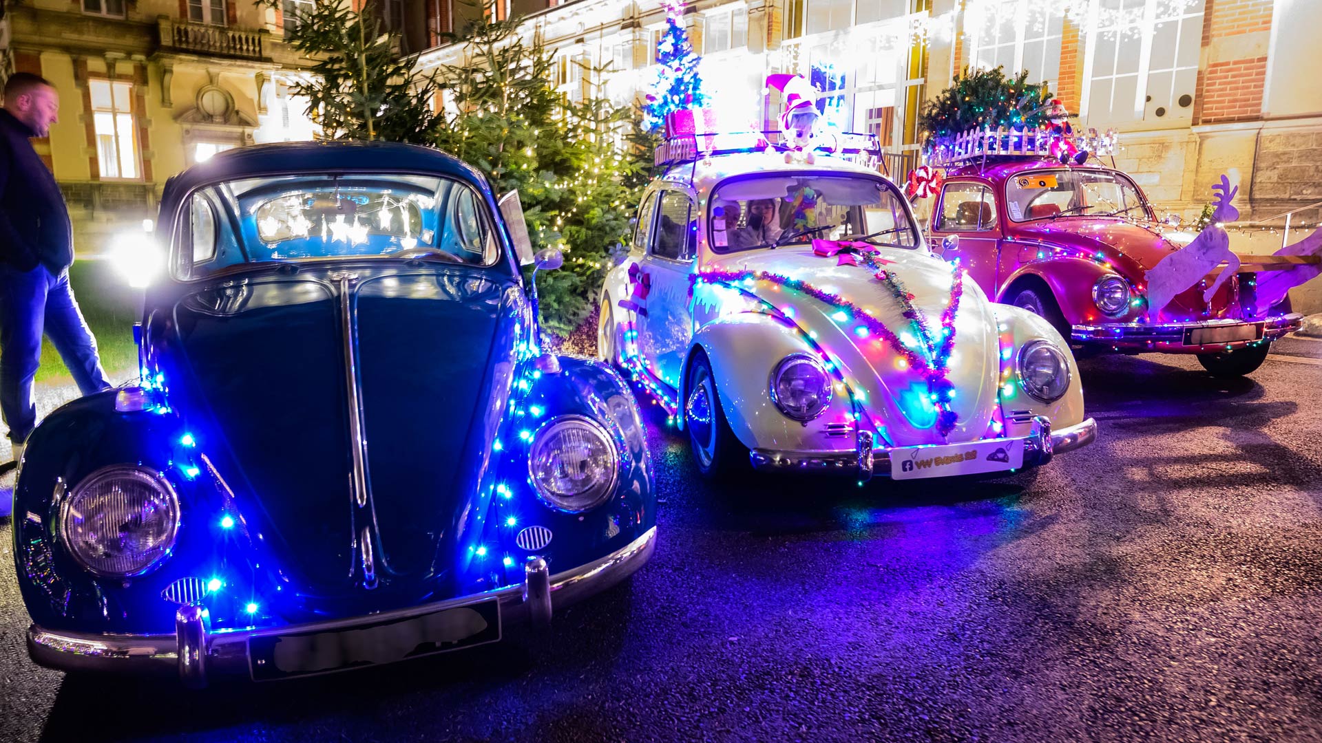 Parade de Noël des véhicules anciens - Noël à Chartres 2025