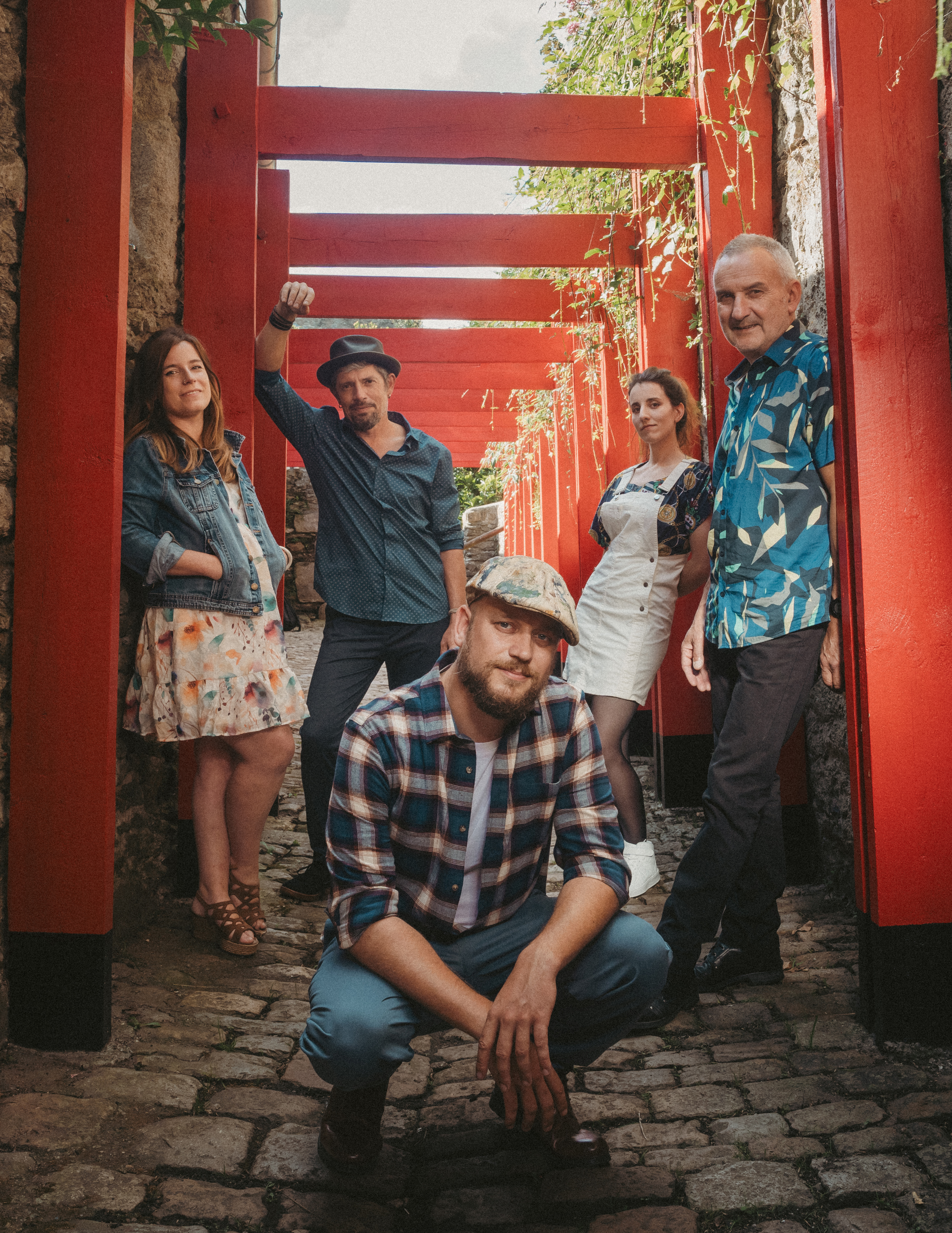 Des bâches et du son à La Gare 126