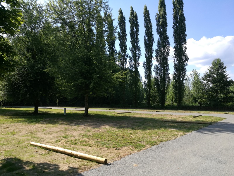 Aire camping-car Park de Val-Fouzon, Val-Fouzon - photo 3