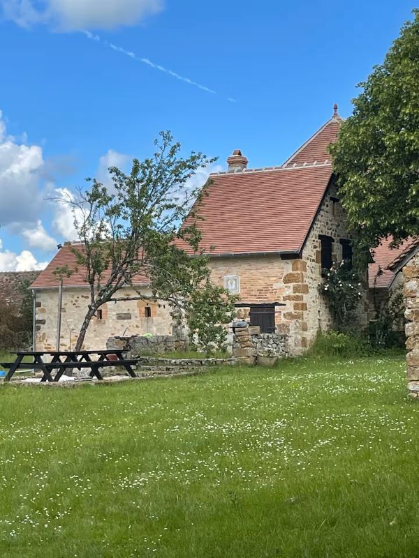 Maison avec piscine privée - calme et nature