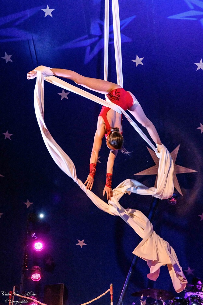 Cirque Paradiso Le Parc, Genouilly - photo 3