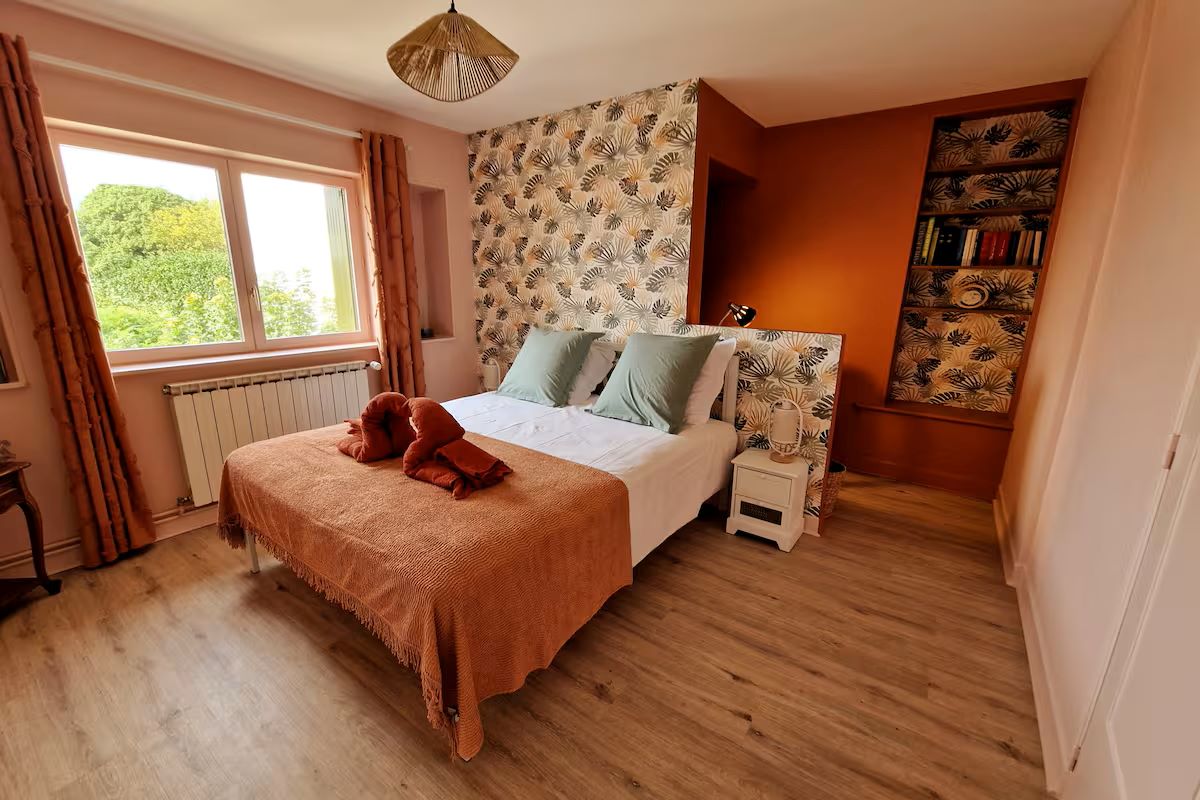 MAISON LE SAINT ROMBLE