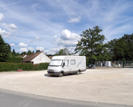 Aire de services pour camping-cars - Theillay