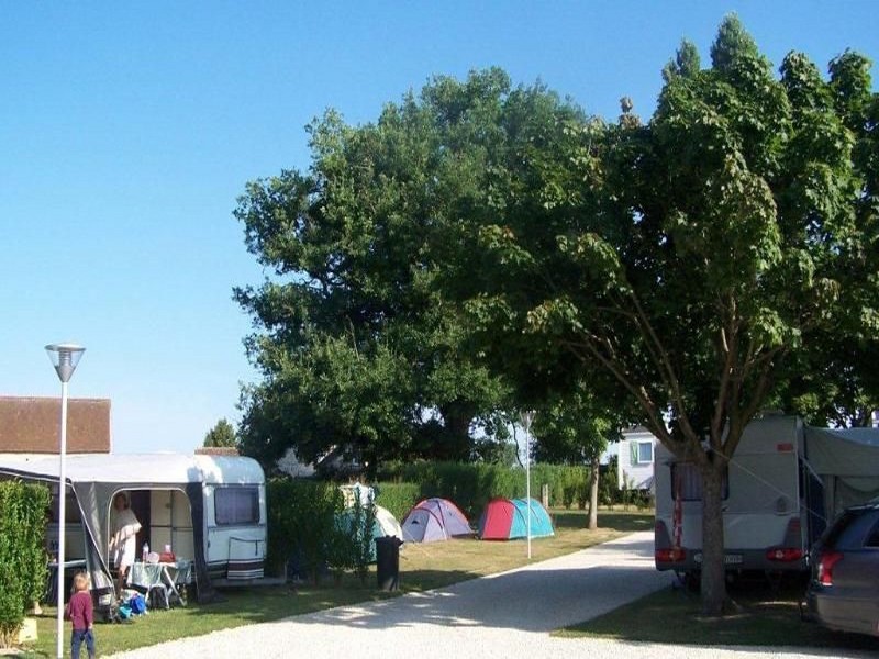 Camping Les Rioms