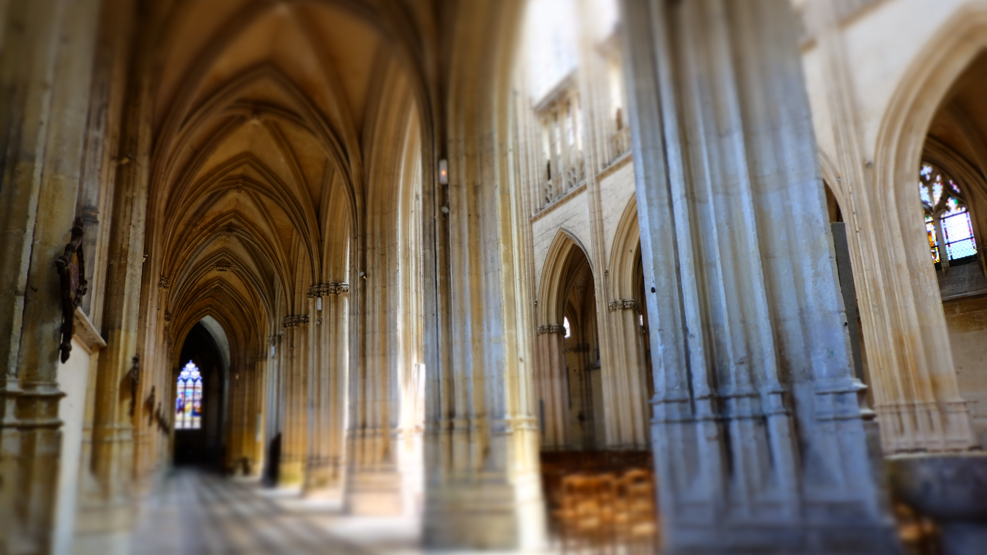 Visite de l'église abbatiale de la Trinité