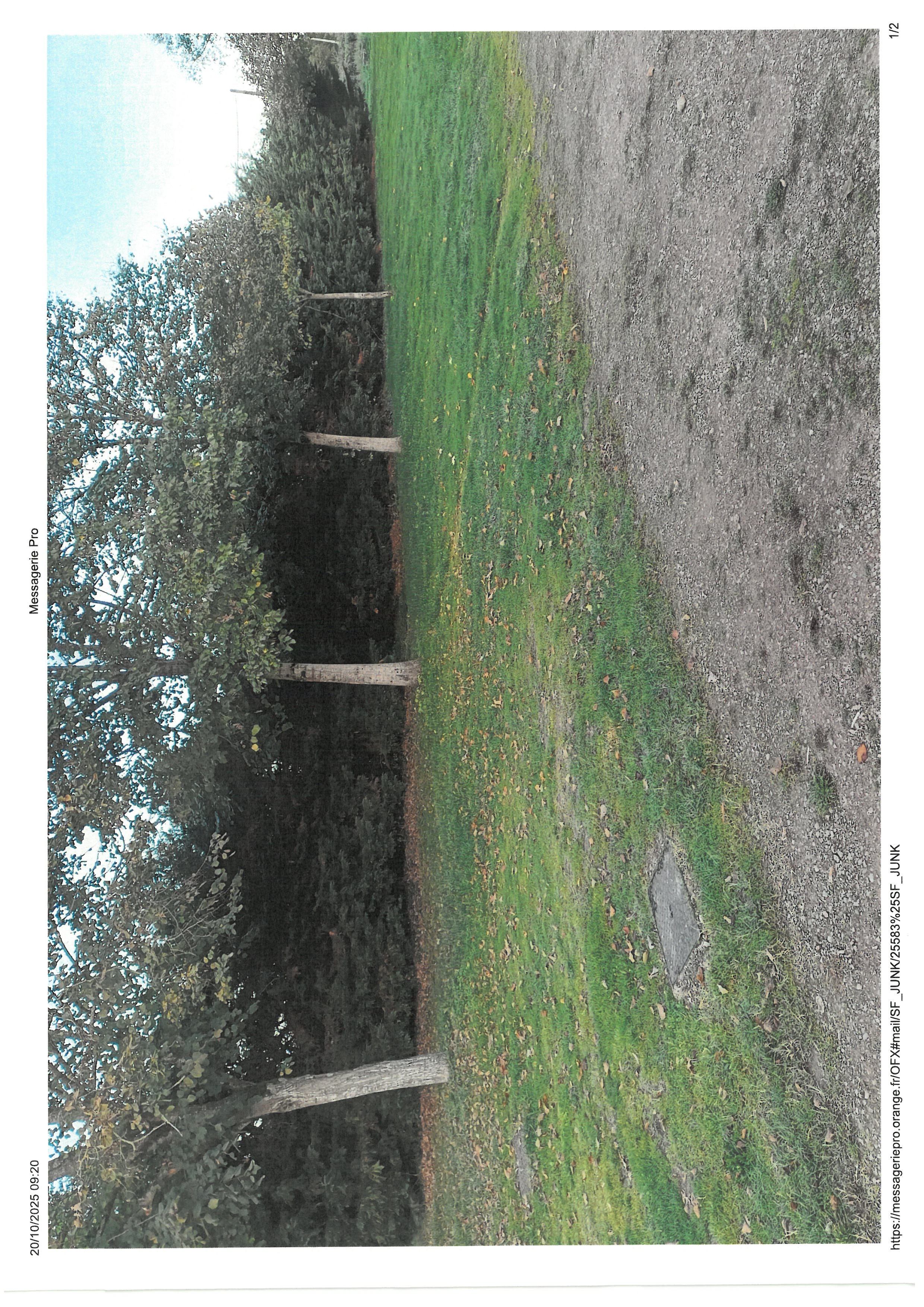 Aire de service à Ainay le Vieil, Ainay-le-Vieil - photo 3