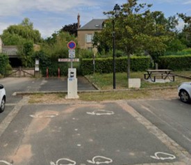 Borne de recharge pour voitures électriques à Châteaumeillant