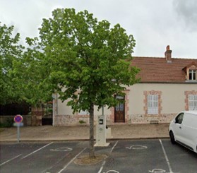 Borne de recharge pour voitures électriques à Epineuil le Fleuriel