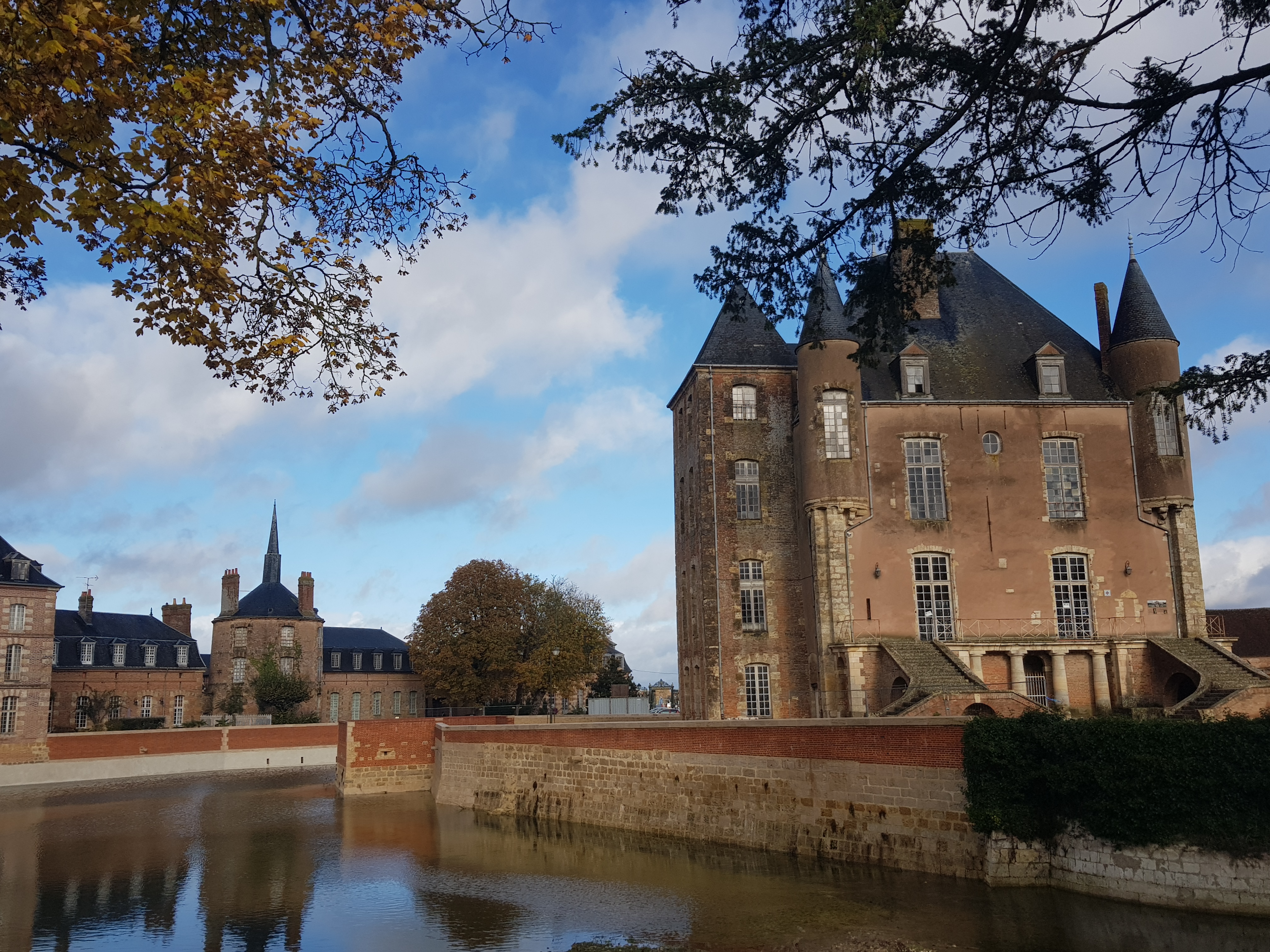 En parcourant les rues de Bellegarde avec Rosa (livret jeux)