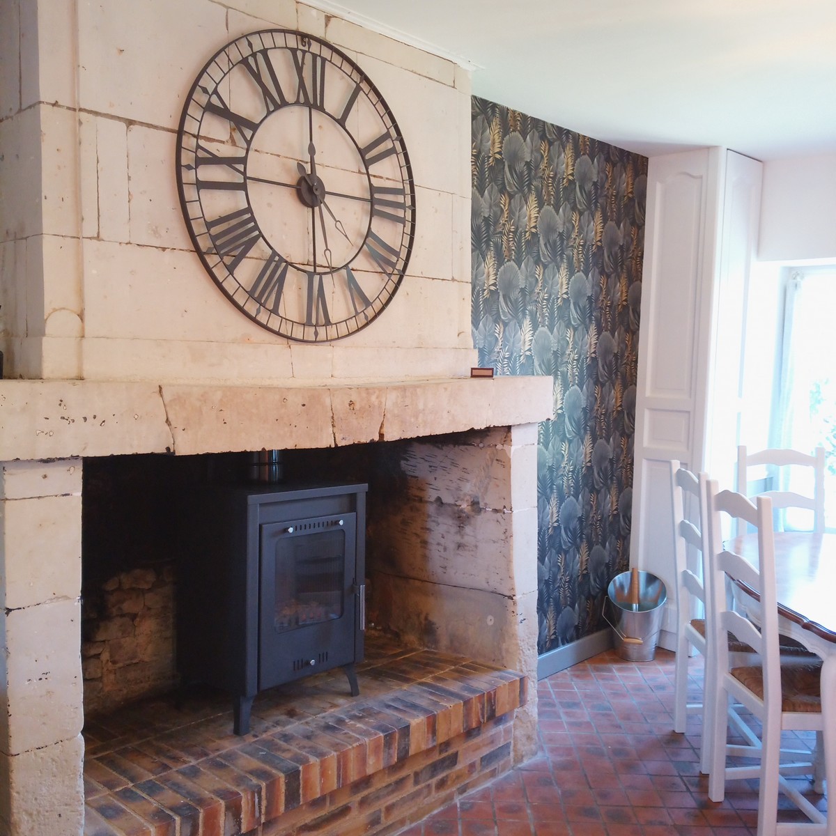 Au repos des elfes - Le grand Chevreuil au nez vert, Braye-sous-Faye - photo 23