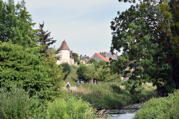 Bonny-sur-Loire, l’ancienne place-forte - photo 2