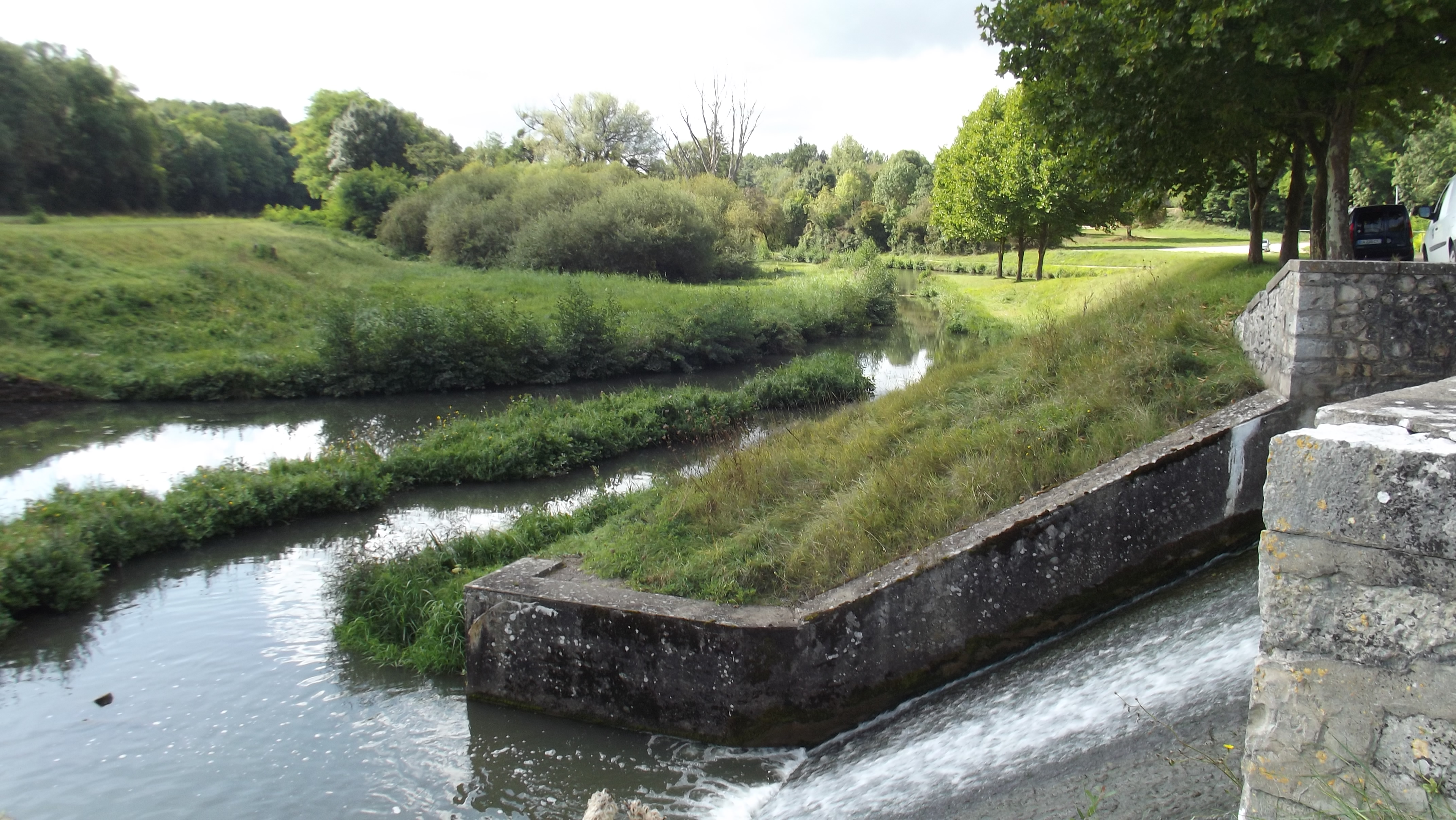 Canal latéral à la Loire©