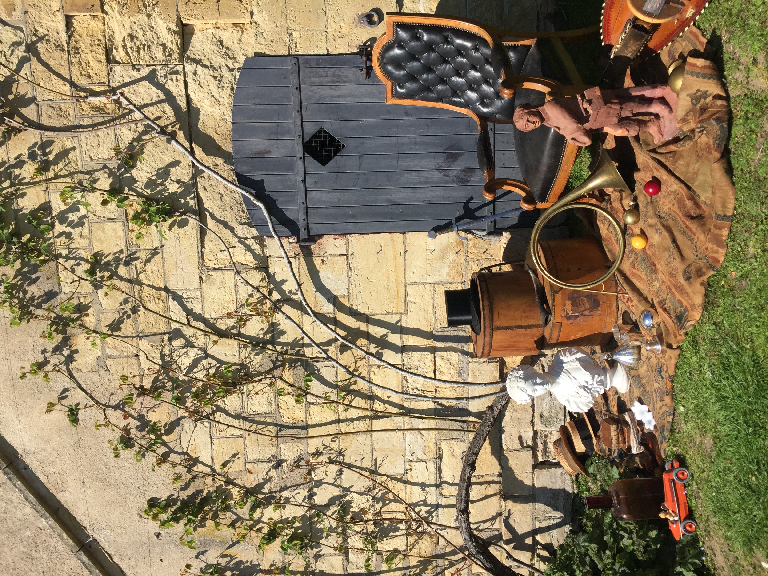 13ème brocante, un jour de chine, Apremont-sur-Allier - photo 2