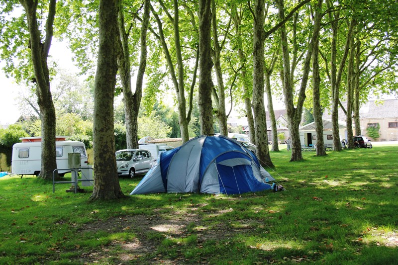 Camping Municipal de Mehun-sur-Yèvre