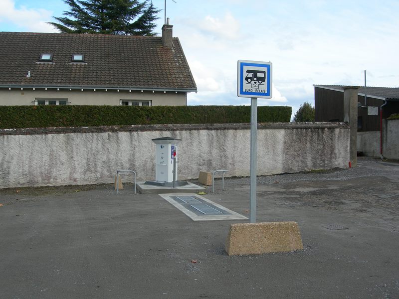 Borne de camping-car de Thenay