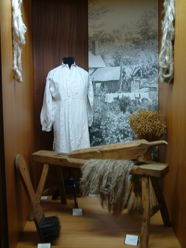 Musée de la chemiserie et de l'élégance masculine et son jardin textile, Argenton-sur-Creuse