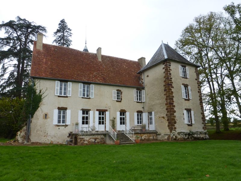 Château Le Breuil  France Centre-Val de Loire Indre Chaillac 36310