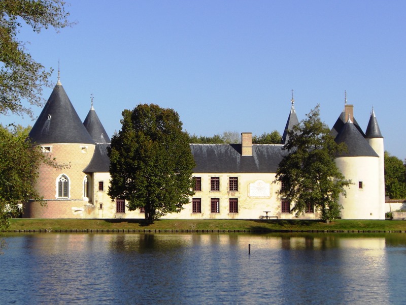 Circuit du château de Chamerolles  France Centre-Val de Loire Loiret Vitry-aux-Loges 45530