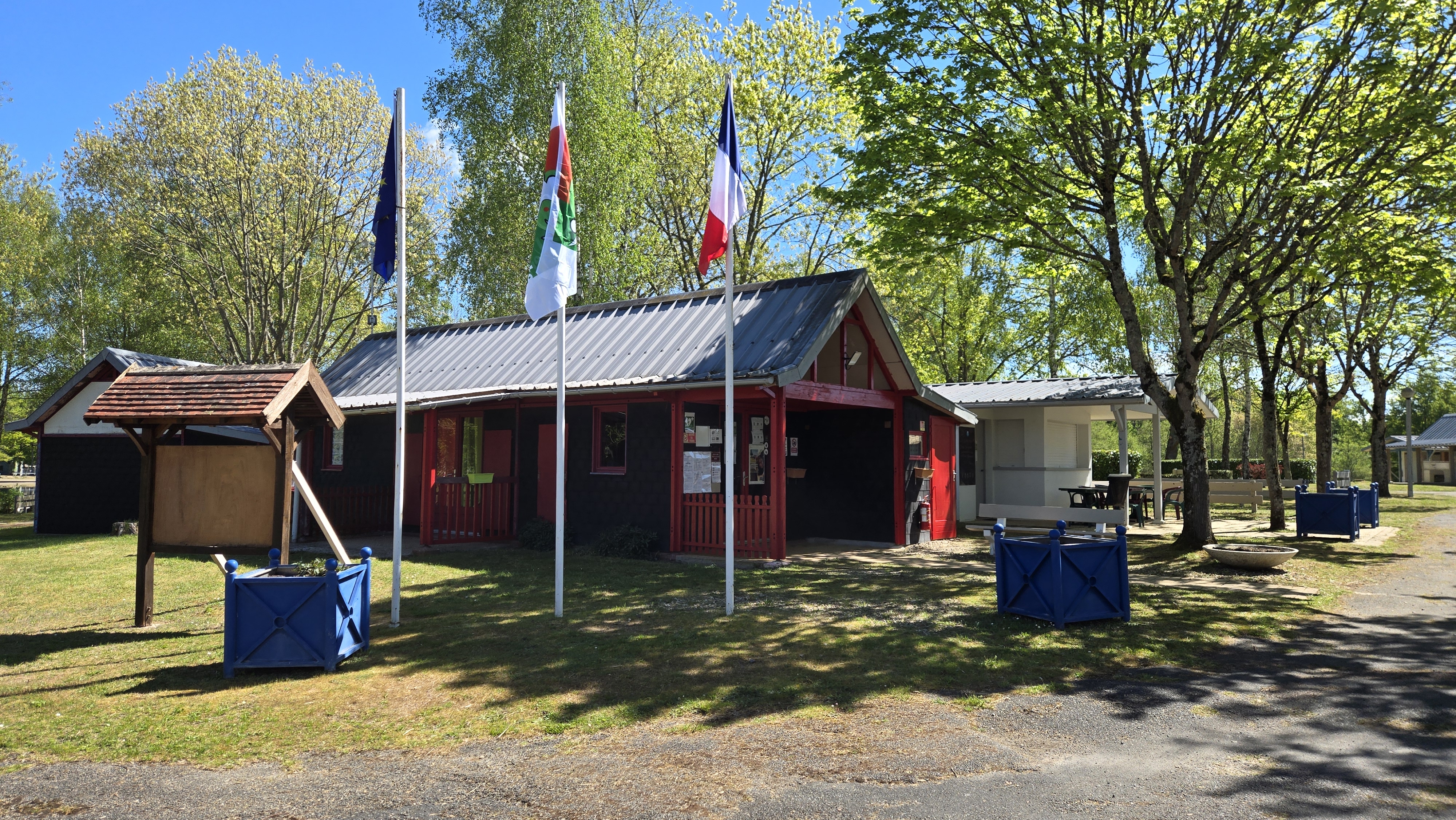 Camping Municipal de Robinson, La Guerche-sur-l'Aubois - photo 5