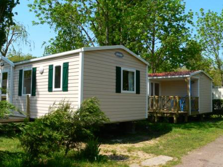 Camping & Parc de Loisirs Le Val Fleuri, Cloyes-les-Trois-Rivières - photo 6