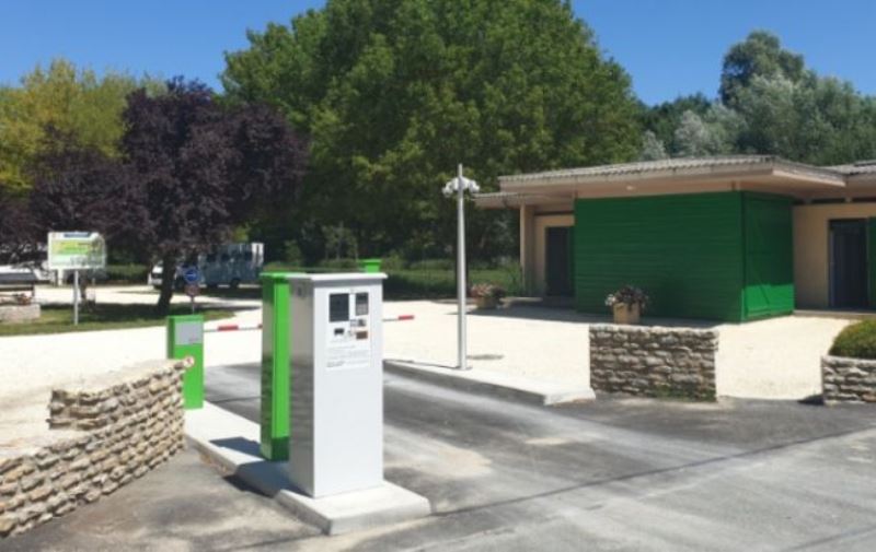 Aire Camping-car Park de Reuilly au Camping de l'Arnon, Reuilly - photo 2