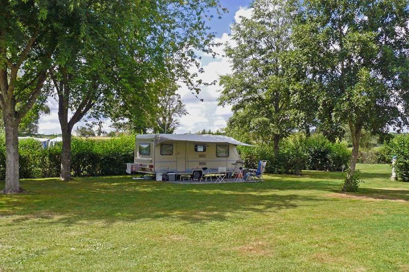 Camping "Les Chênes"