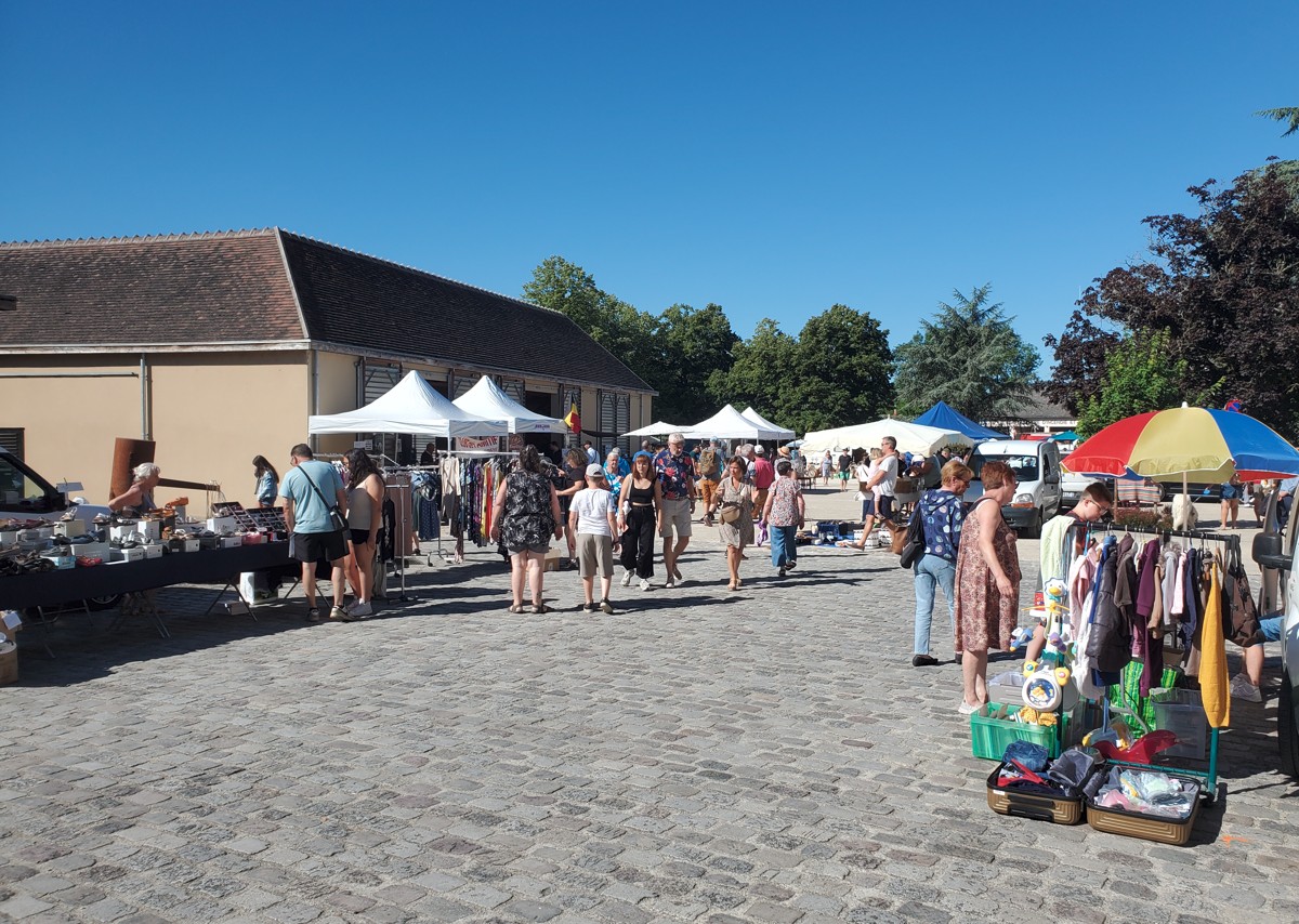 Braderie brocant — visuel événement