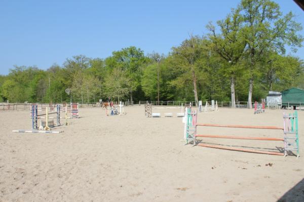 Ecuries Claude Meurgues, Saint-Maur - photo 3