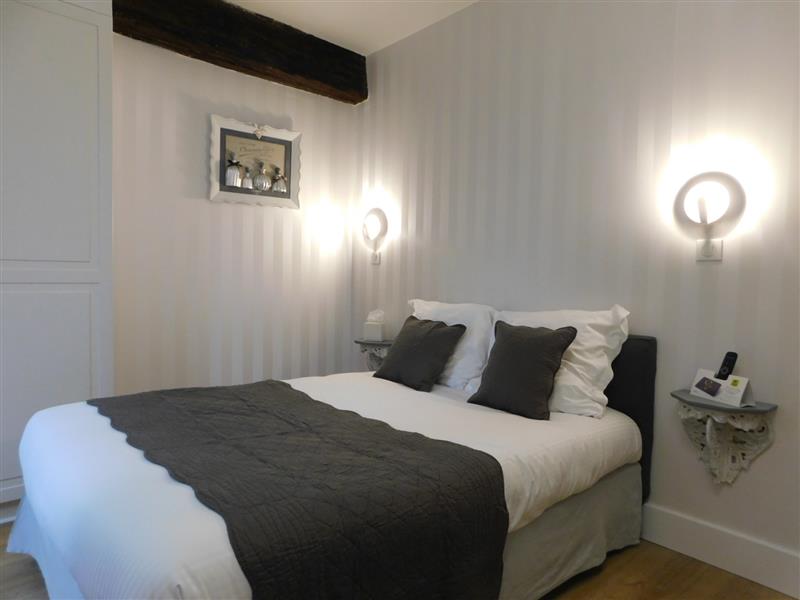 Chambre-18-ter