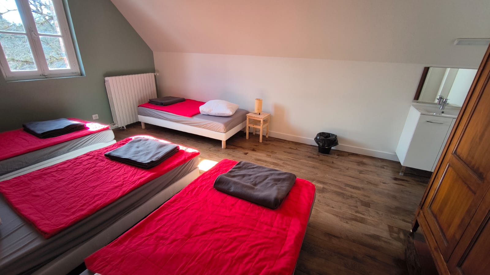 La Maison du Garde - Gîte de séjour, Ménestreau-en-Villette - photo 2