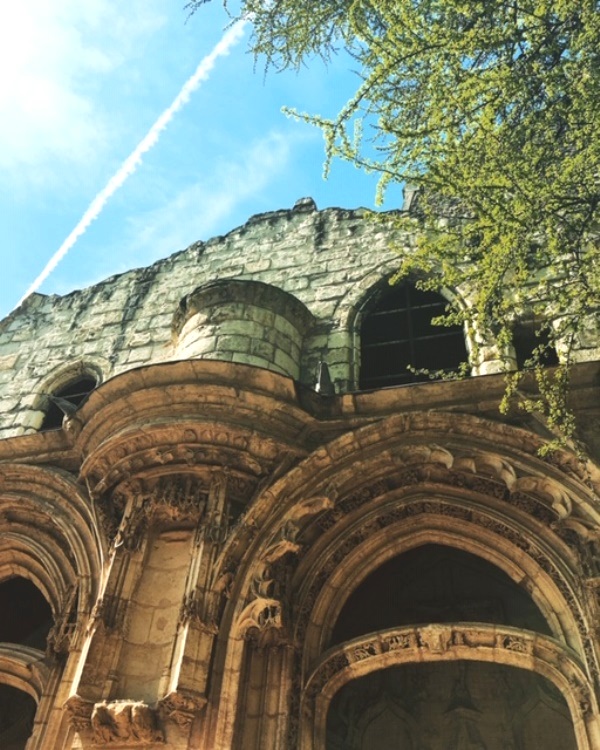Ruine romantique de la Chapelle Saint-Jacques — photo 3