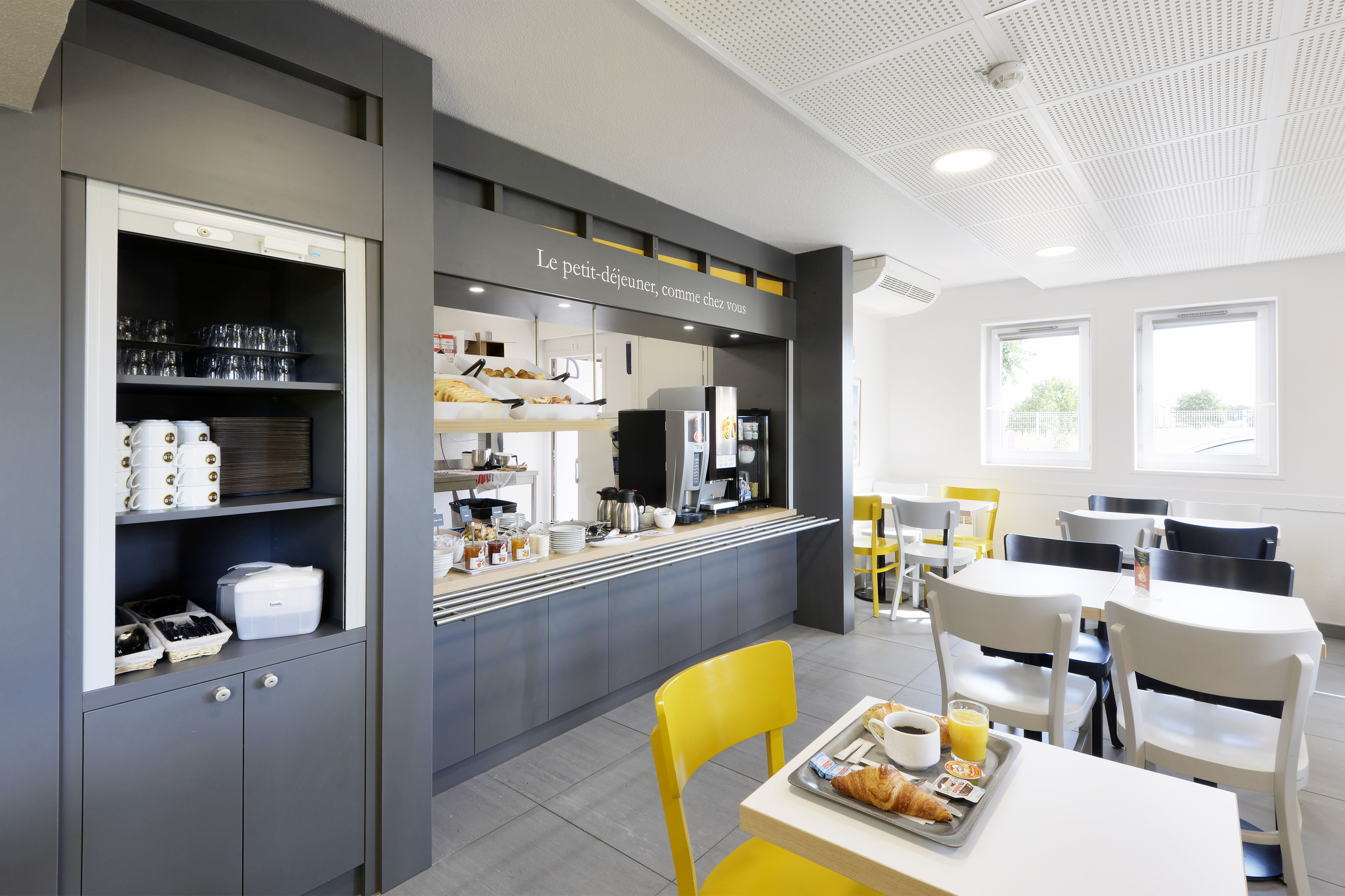 B&B Hotels Chartres Le Coudray, Le Coudray - photo 2