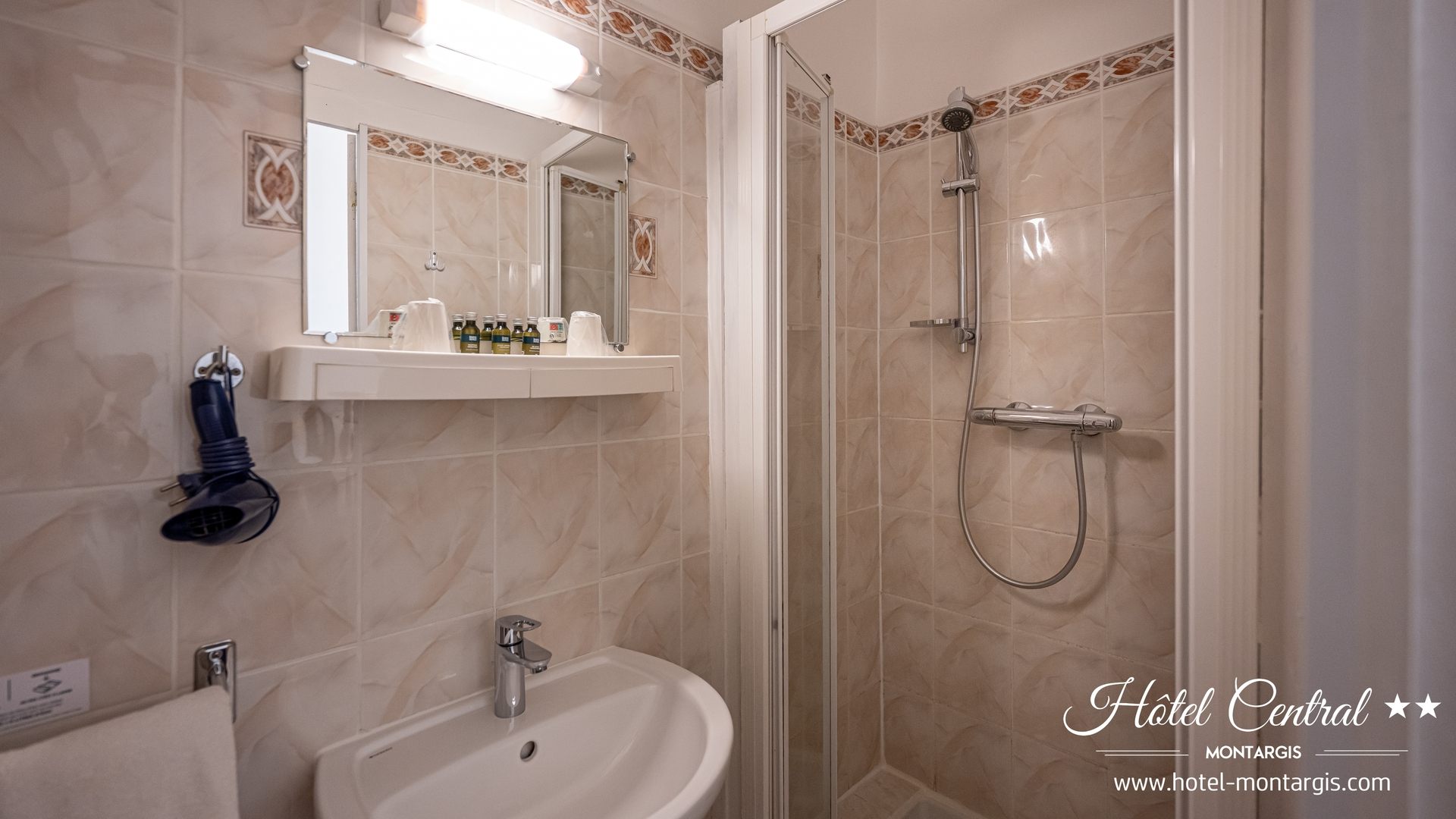 Logis Hôtel Central, Montargis