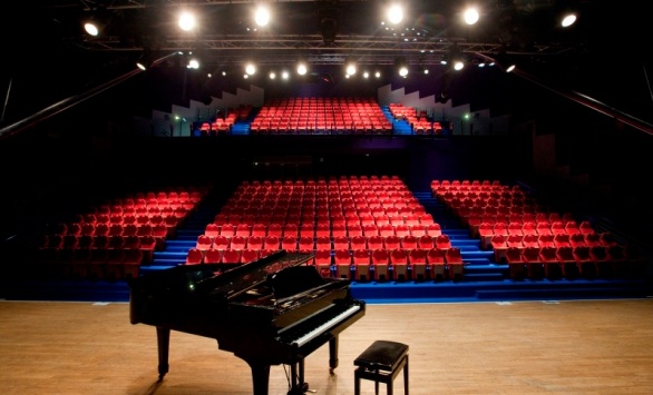 Théâtre de la Pyramide des Métiers d'Art, Saint-Amand-Montrond
