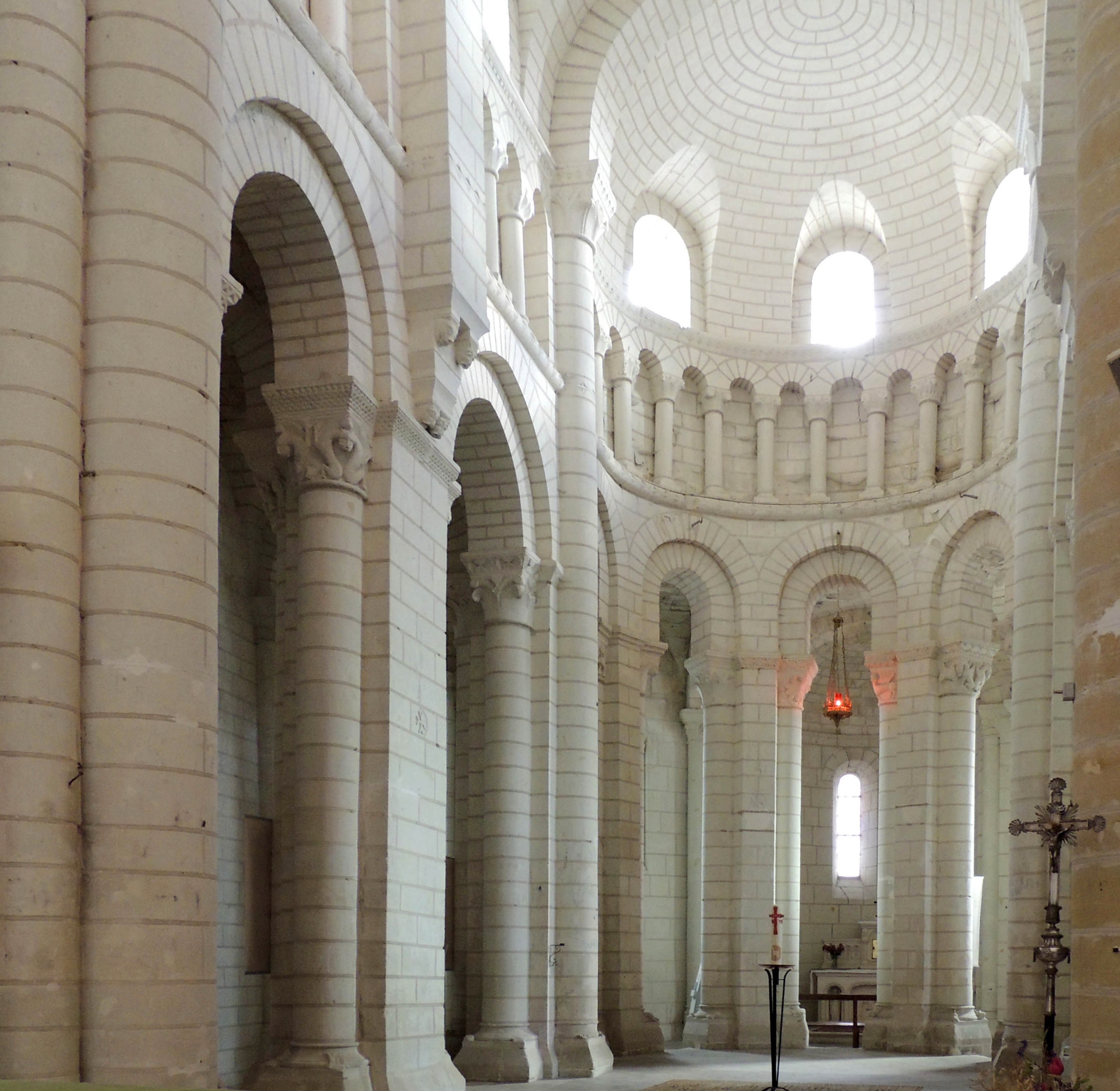 Collégiale Saint-Georges, Faye-la-Vineuse - photo 4