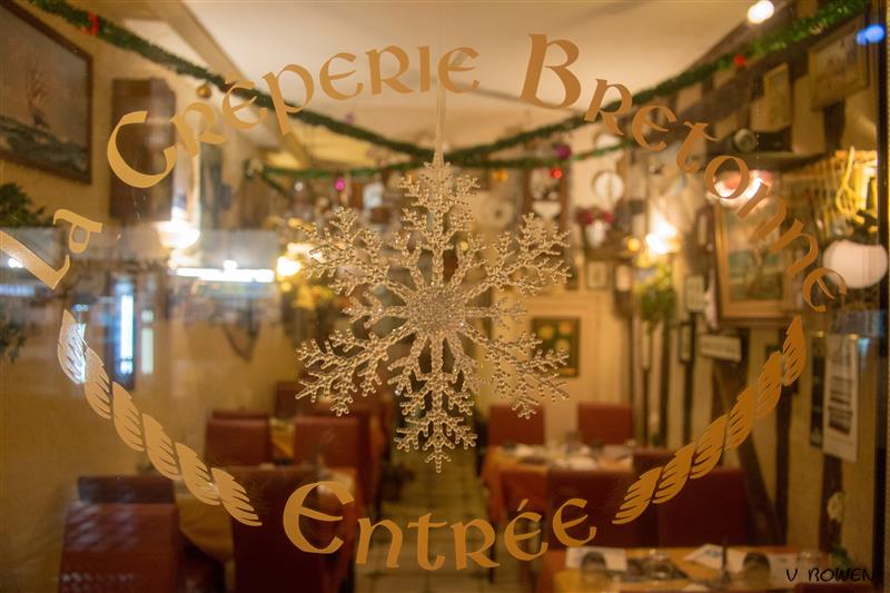Creperie-etoile-et-salle-Noel