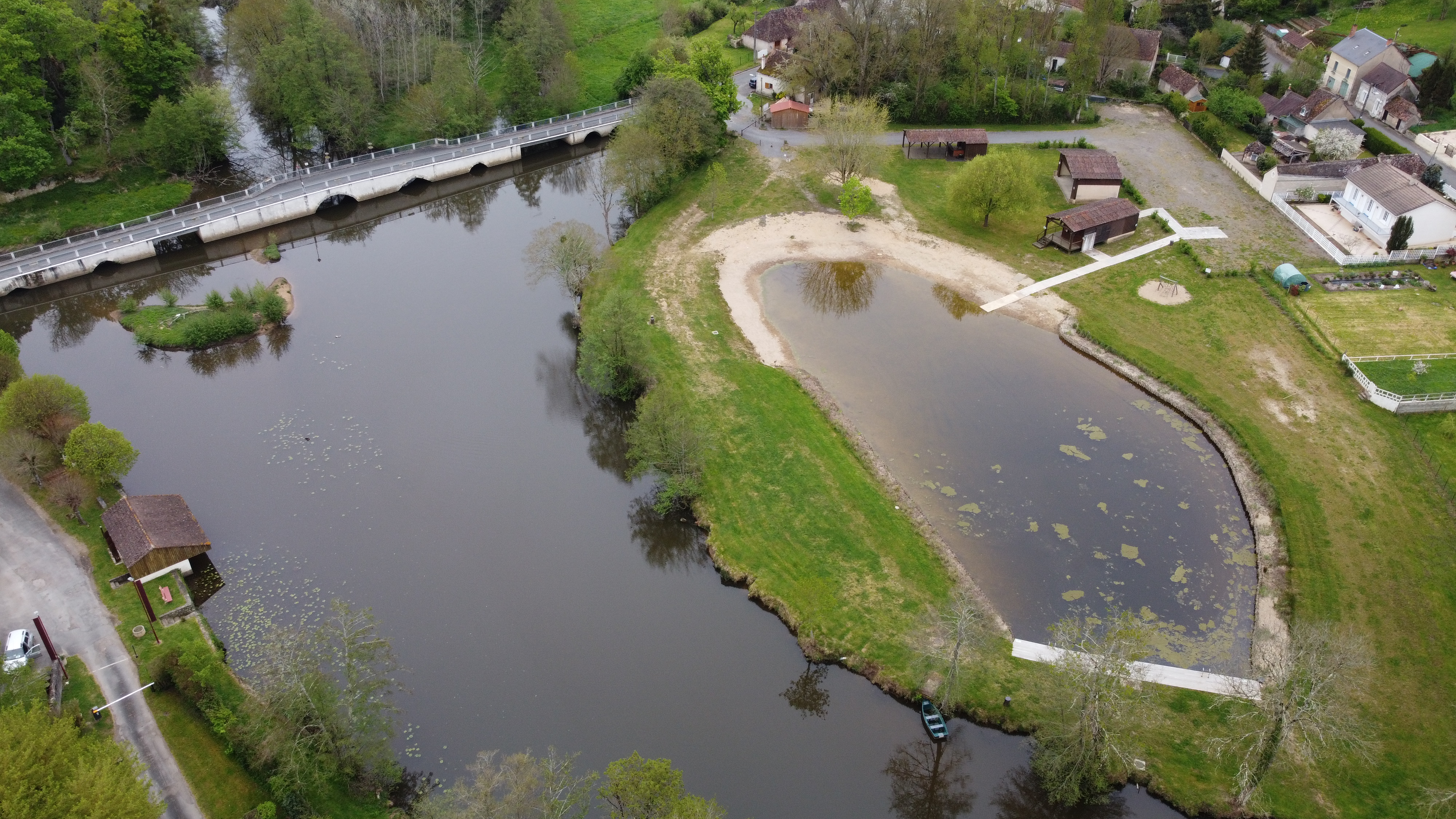 Plan d'eau au bord de l'Anglin, Bélâbre - photo 4
