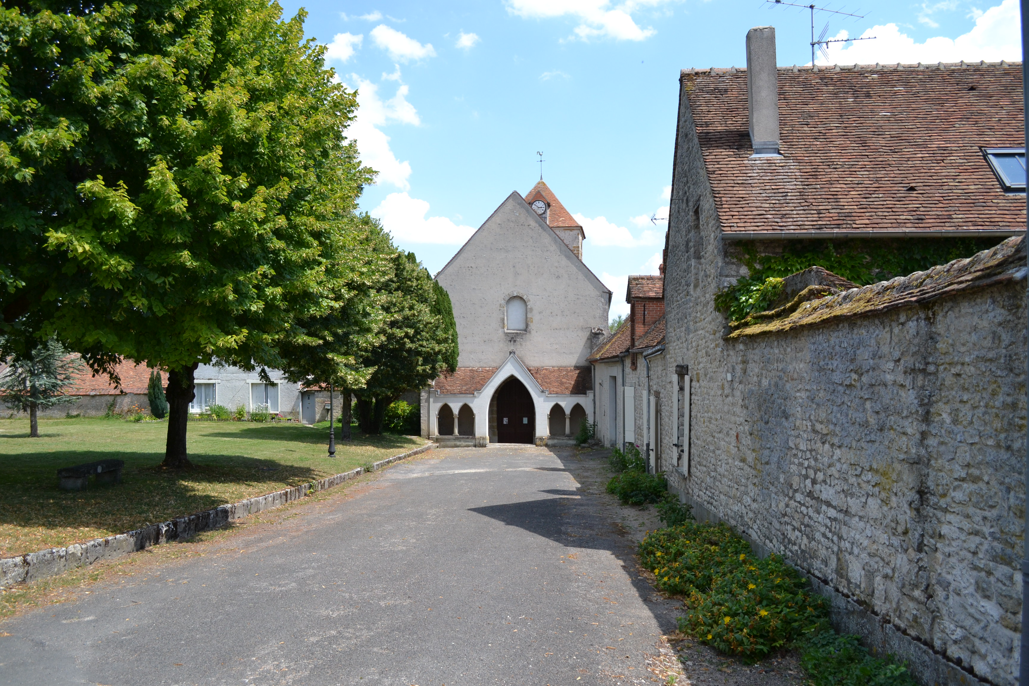Yèvre-la-Ville, Yèvre-la-Ville - photo 6